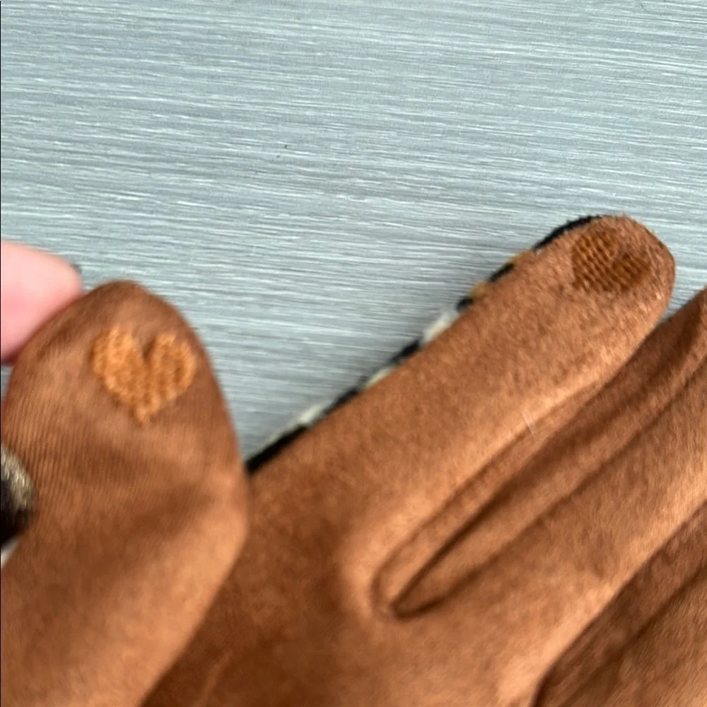 Styliné Geometric Pattern Brown and Black Buttery Gloves